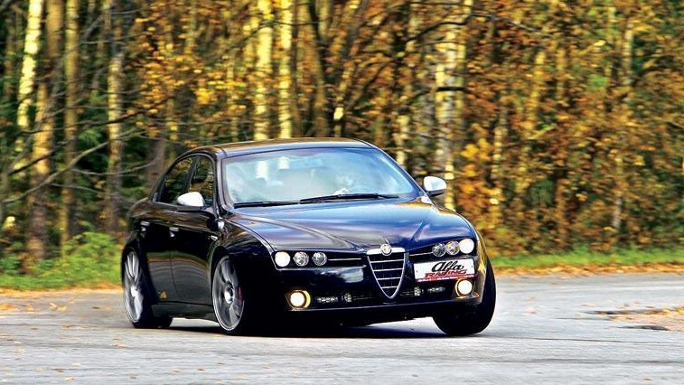 Alfa Romeo 159 TI black