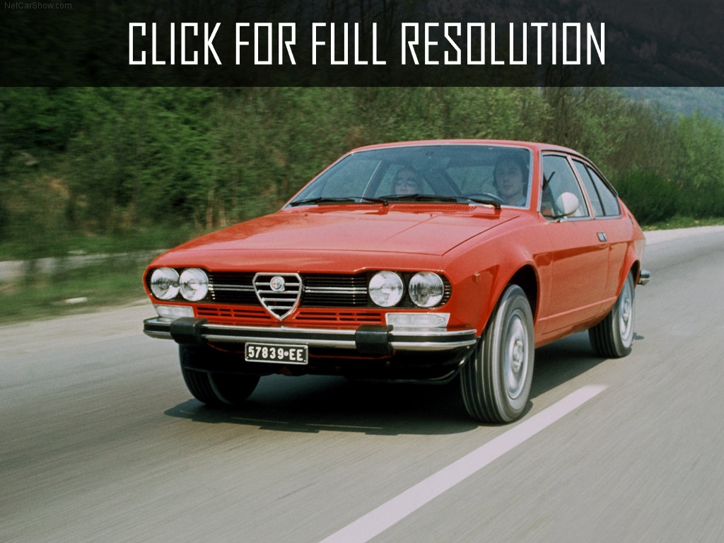 Alfa Romeo Alfetta saloon