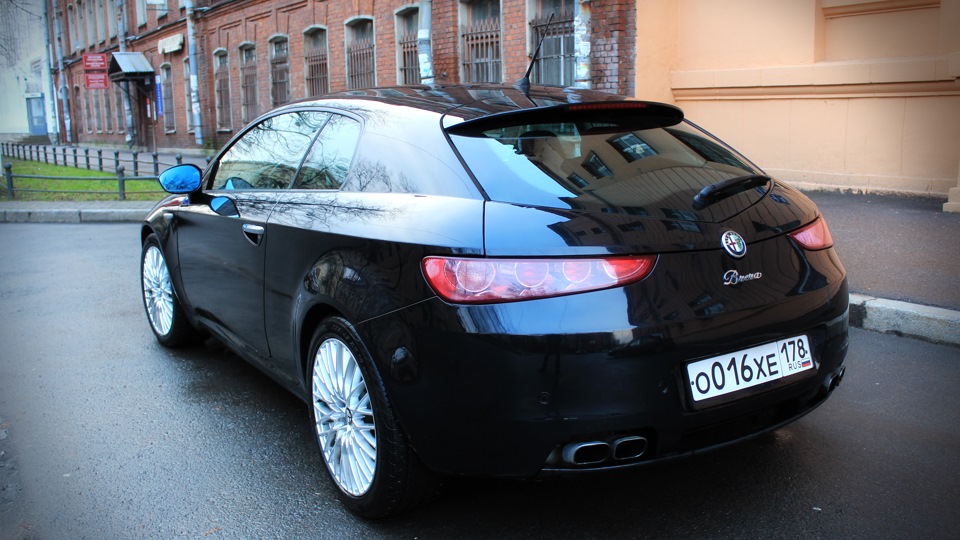 Alfa Romeo Brera Matte Black