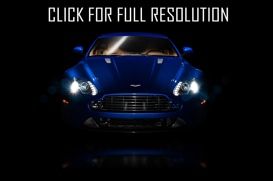 Aston Martin Vantage SP10