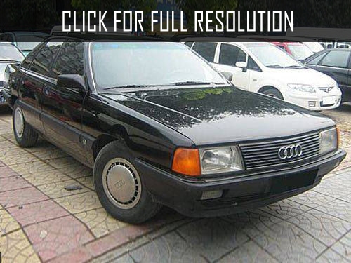 Audi 100 2.3