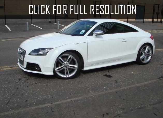 Audi TT white