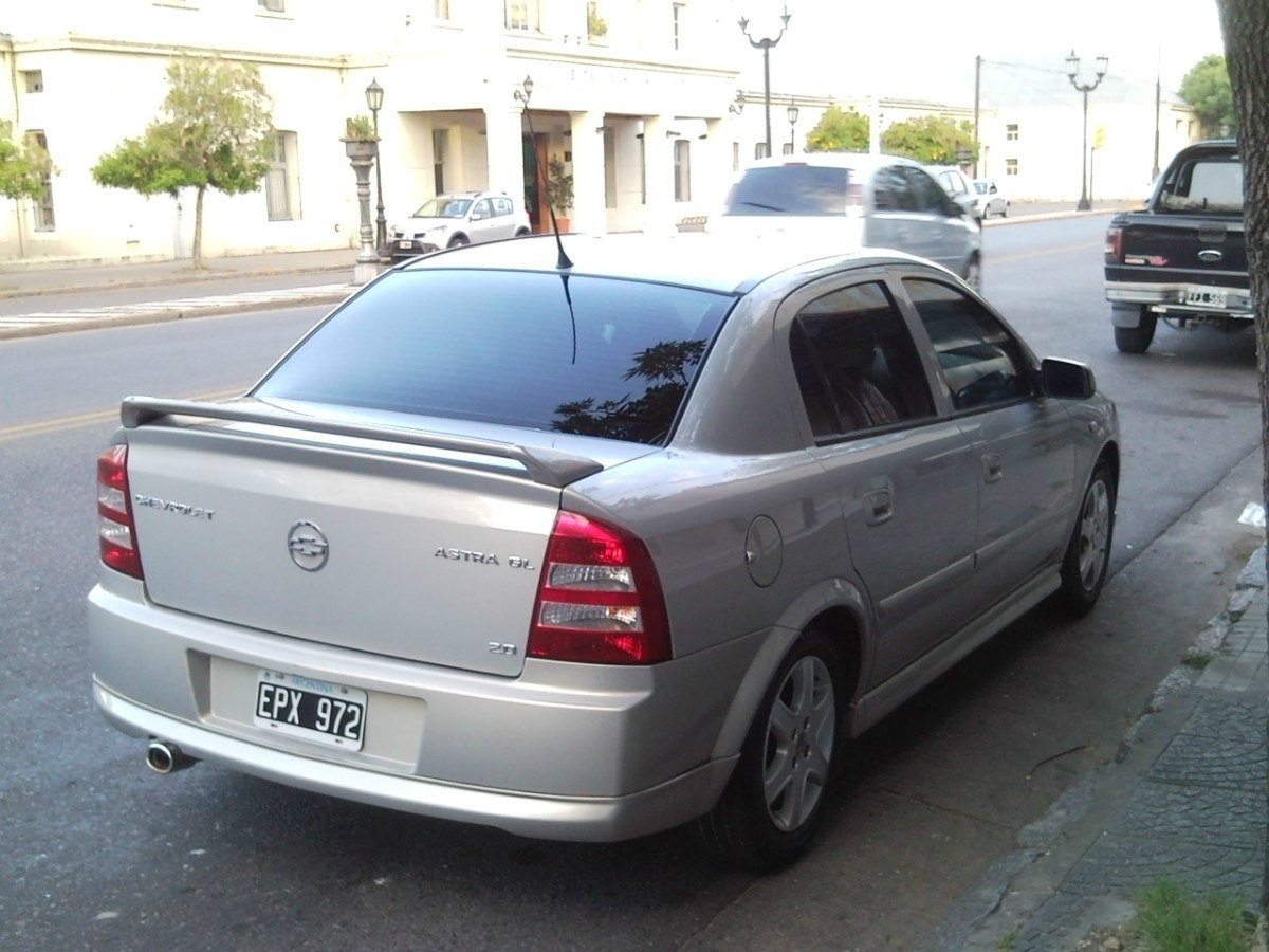 Chevrolet Astra 2003