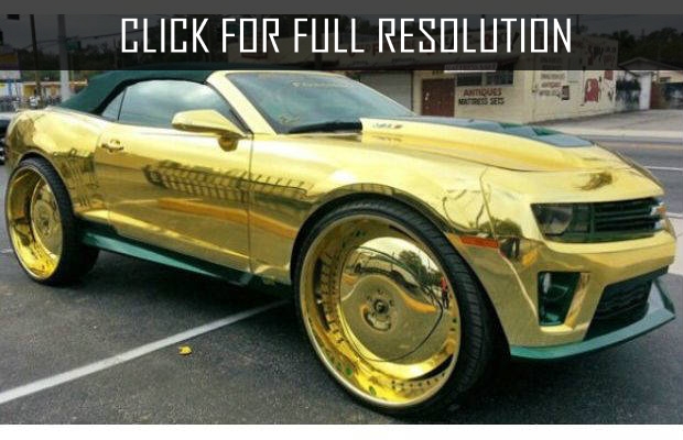 Chevrolet Camaro Gold