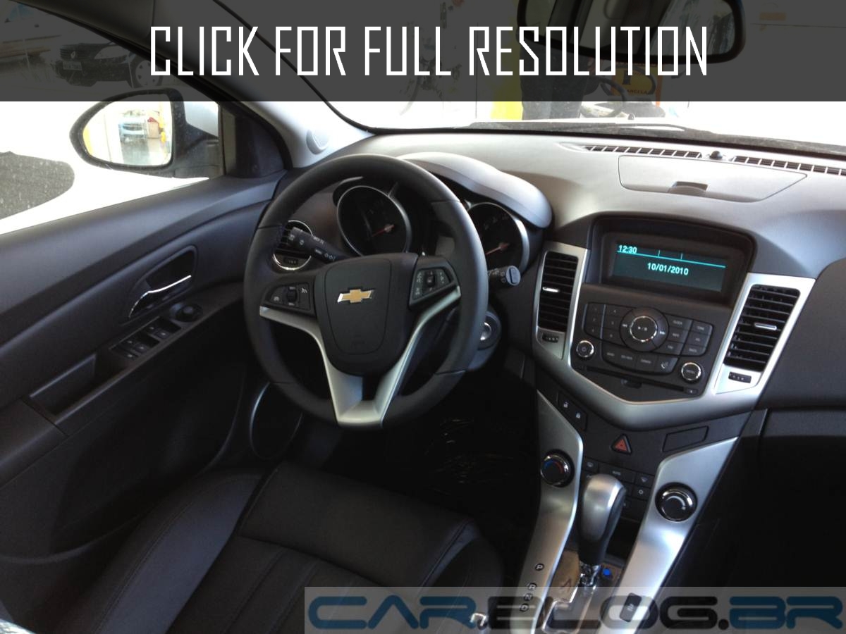 Chevrolet Cruze 5 2014
