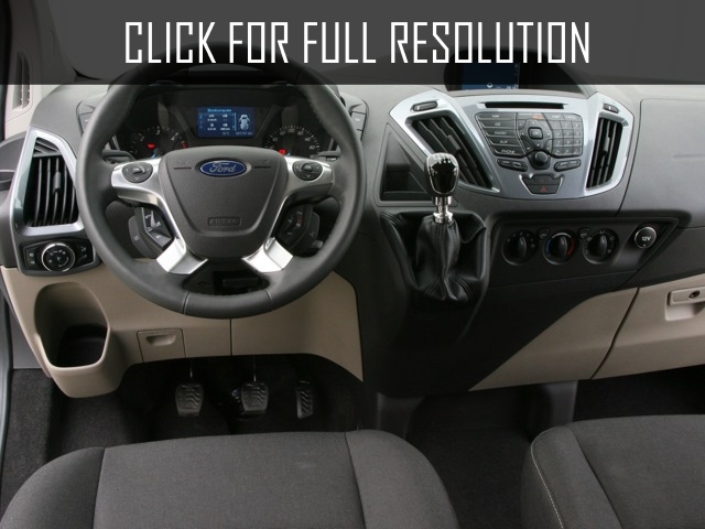Ford Custom 2015