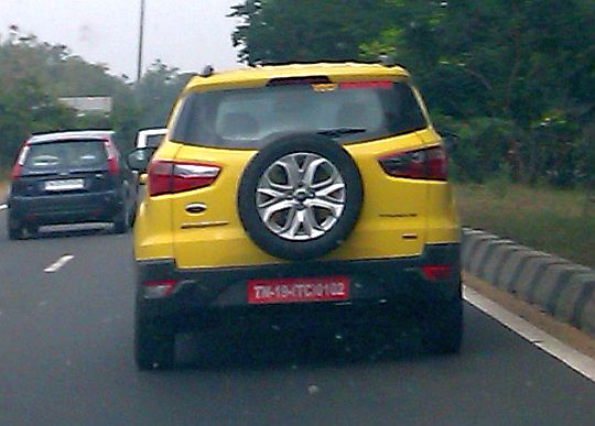 Ford Ecosport Yellow