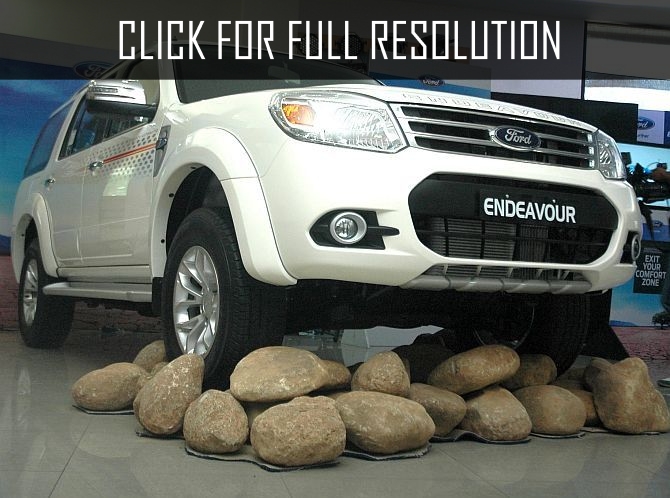 Ford Endeavour 2014