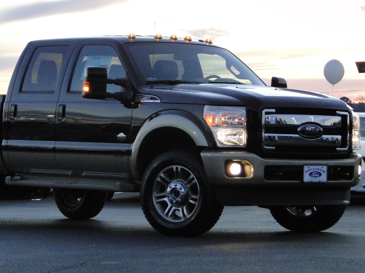 Ford F350 King Ranch Dually