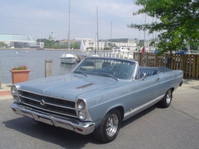 Ford Fairlane 500 Convertible