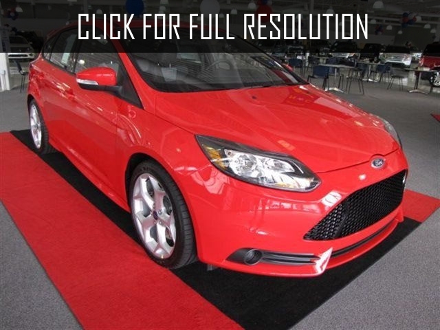 Ford Focus ST red