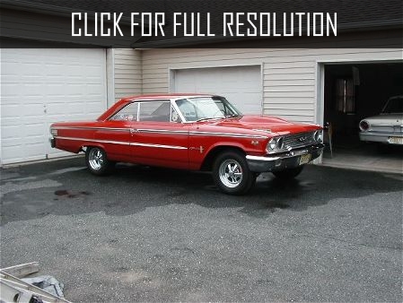 Ford Galaxie Coupe