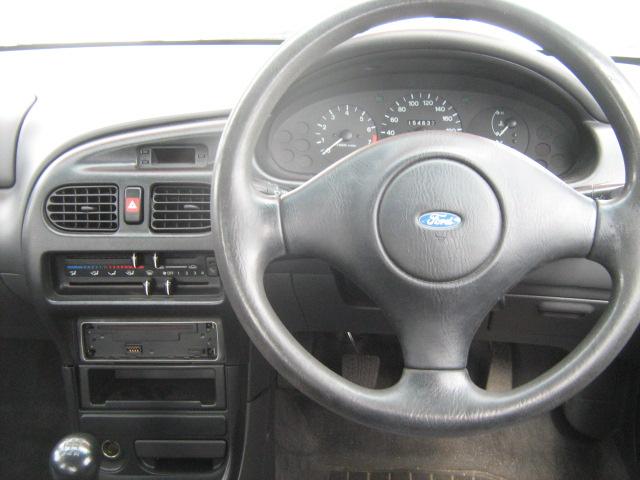 Ford Laser 1995