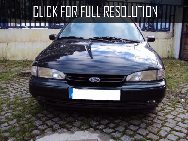Ford Mondeo 18 Td