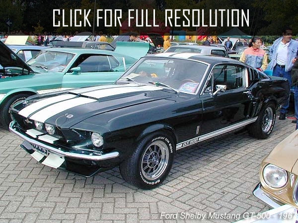 Ford Mustang 350