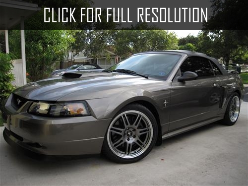 Ford Mustang Fr500s