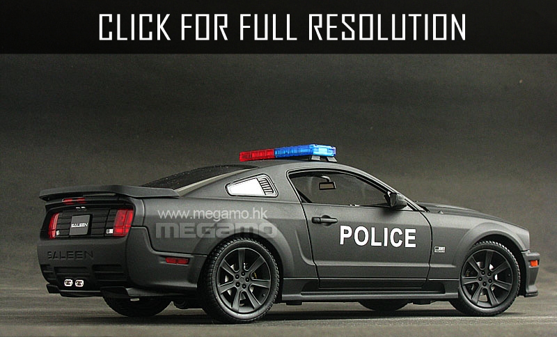 Ford Mustang Police Car