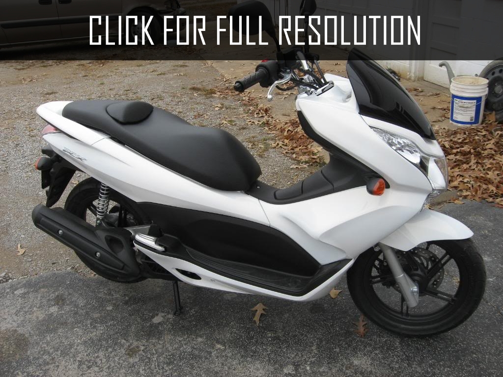 Honda 125 Moped