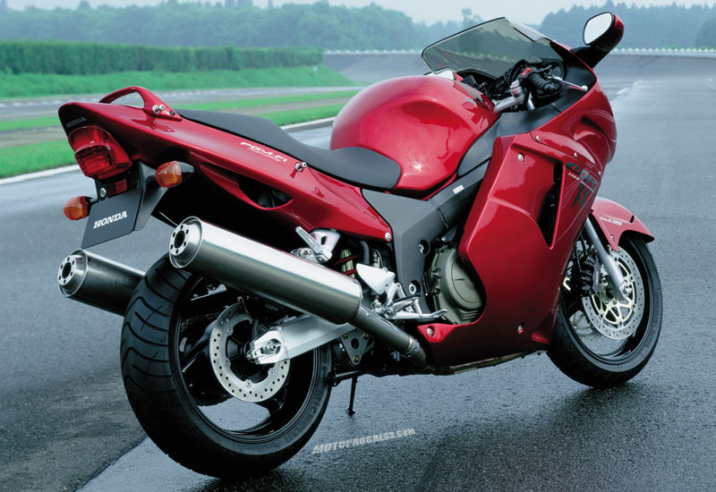 Honda Cbr 1100 Xx Super Blackbird - reviews, prices, ratings with