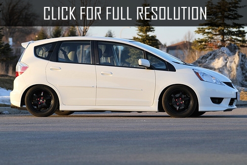 Honda Fit Ge8 Reviews Prices Ratings With Various Photos
