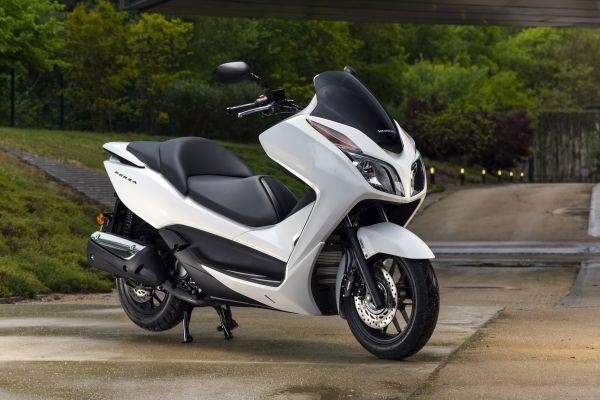 Honda Forza 300 2014