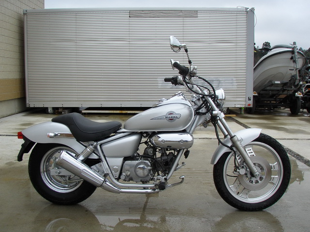 Honda Magna 50