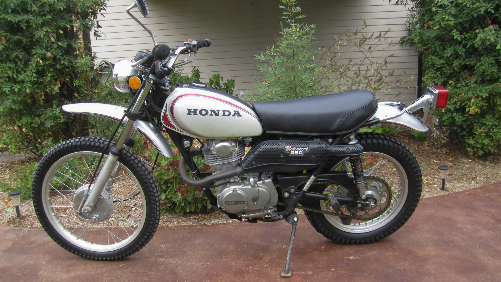 Honda sl250