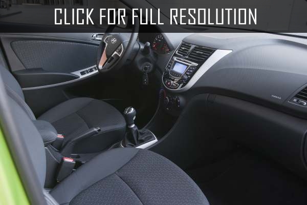 Hyundai Accent Hatchback 2012