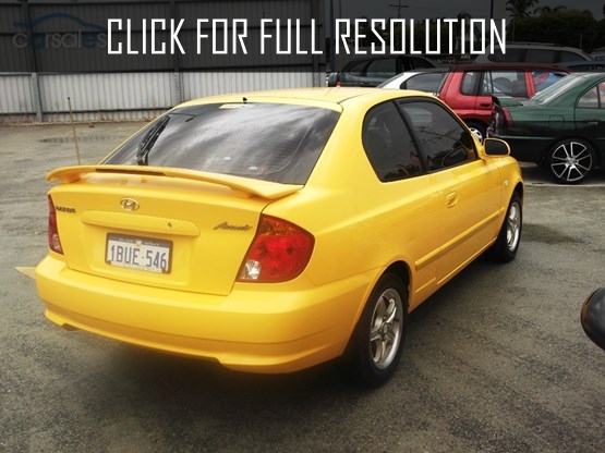 Hyundai Accent Yellow