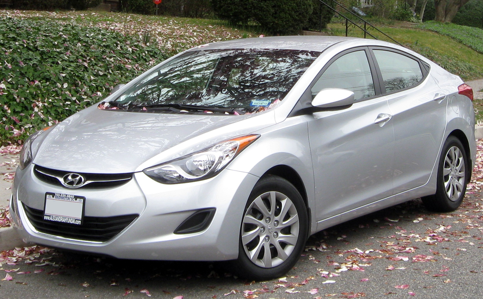 Hyundai Elantra 3 Hyundai Elantra 3
