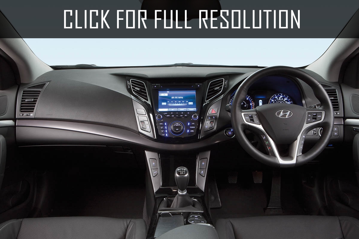 Hyundai I40 Premium Reviews Prices Ratings With Various