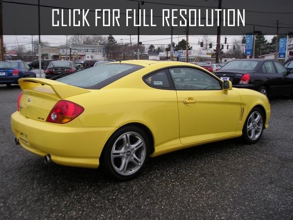 Hyundai Tiburon Yellow