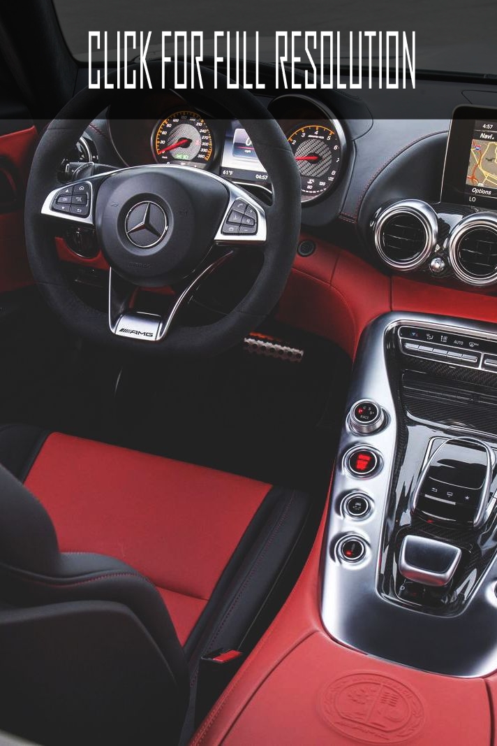 Mercedes Benz Gla Red