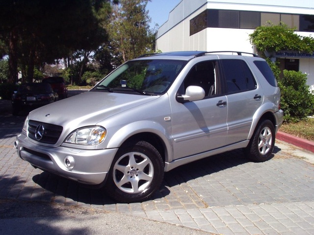 Mercedes Benz ML 2000