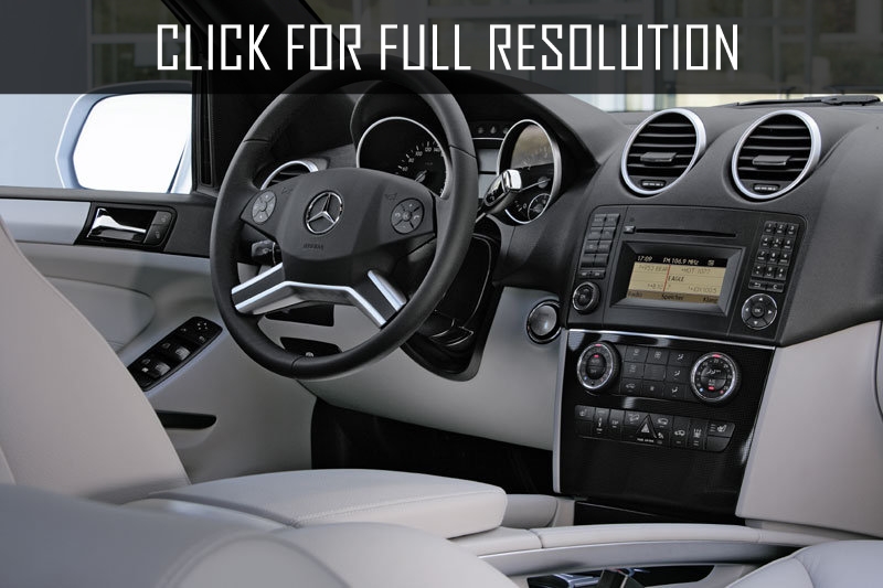 Mercedes Benz ML 300 Cdi 4matic Blueefficiency