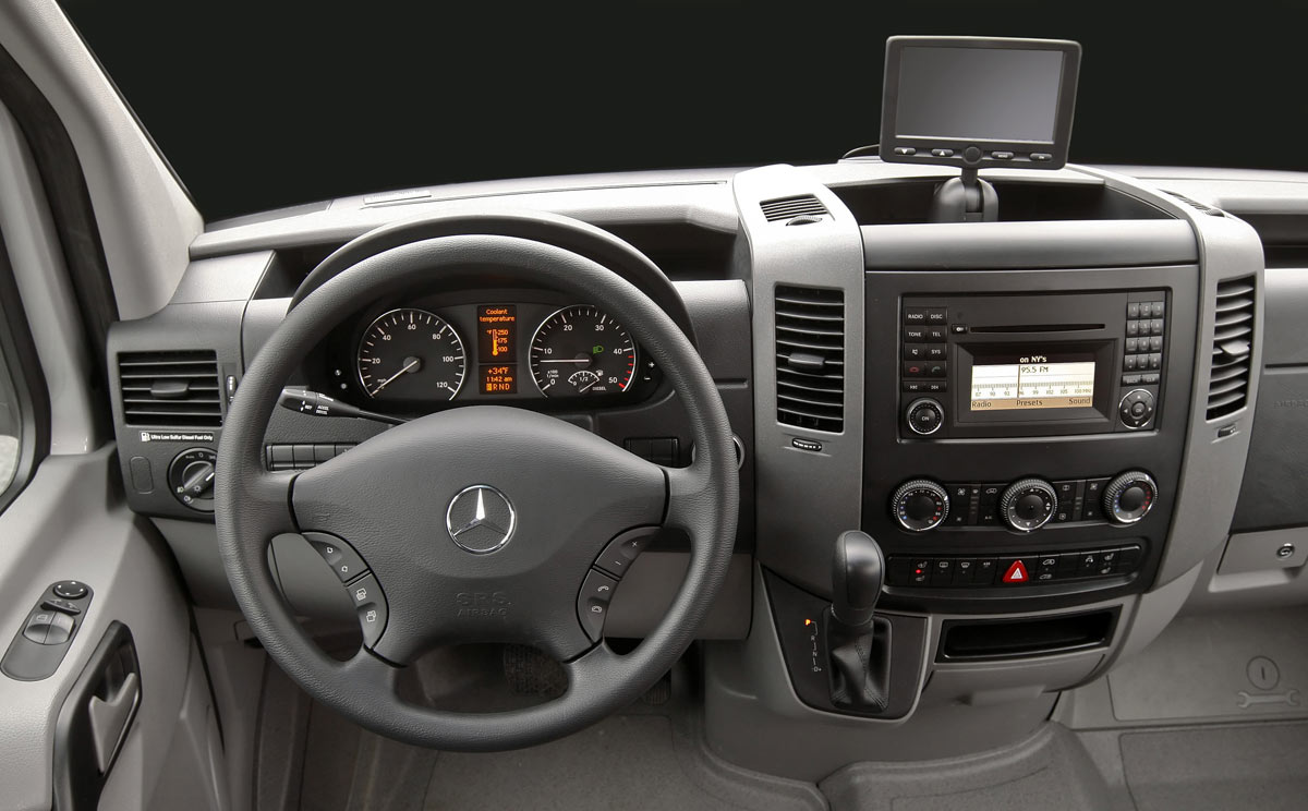 Mercedes Benz Sprinter 2013