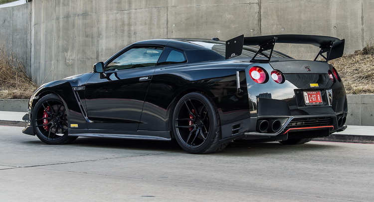 Nissan Gtr