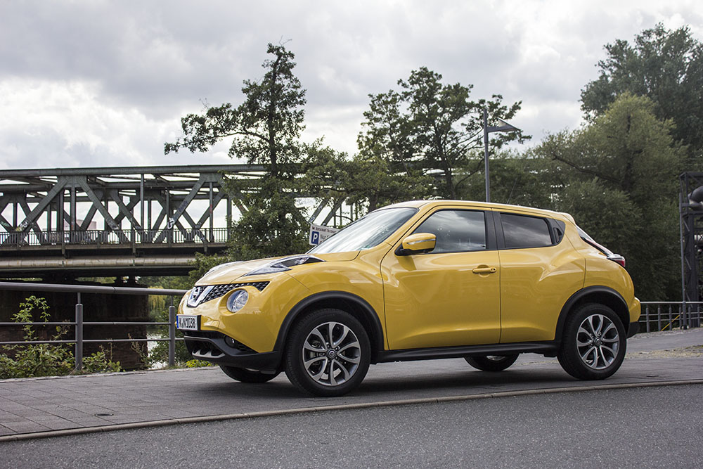 Nissan Juke Yellow 2015