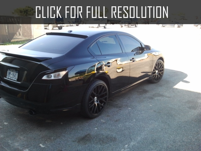 Nissan Maxima Blacked Out