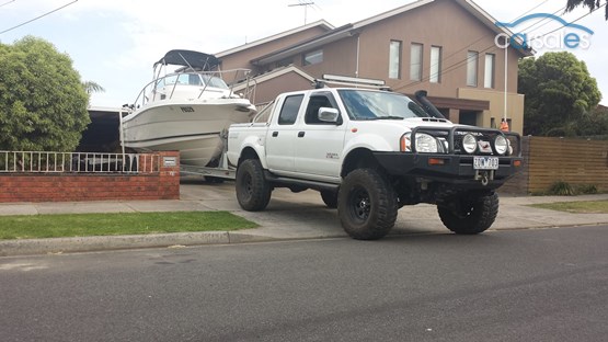 Nissan Navara D22 Modified