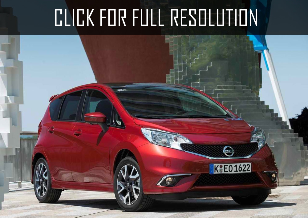 Nissan Note Red