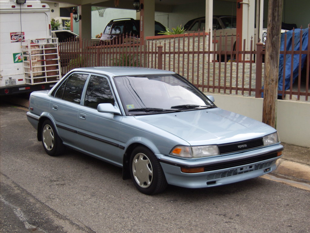 Toyota Corolla 1990