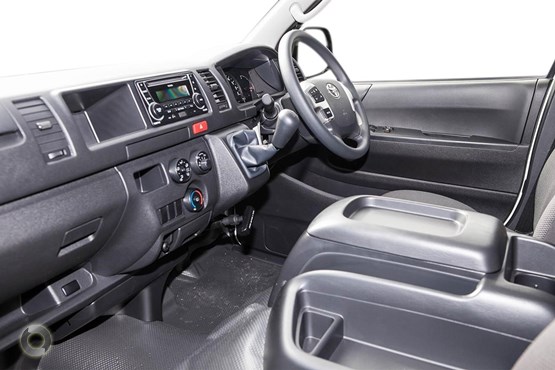 Toyota Hiace Manual