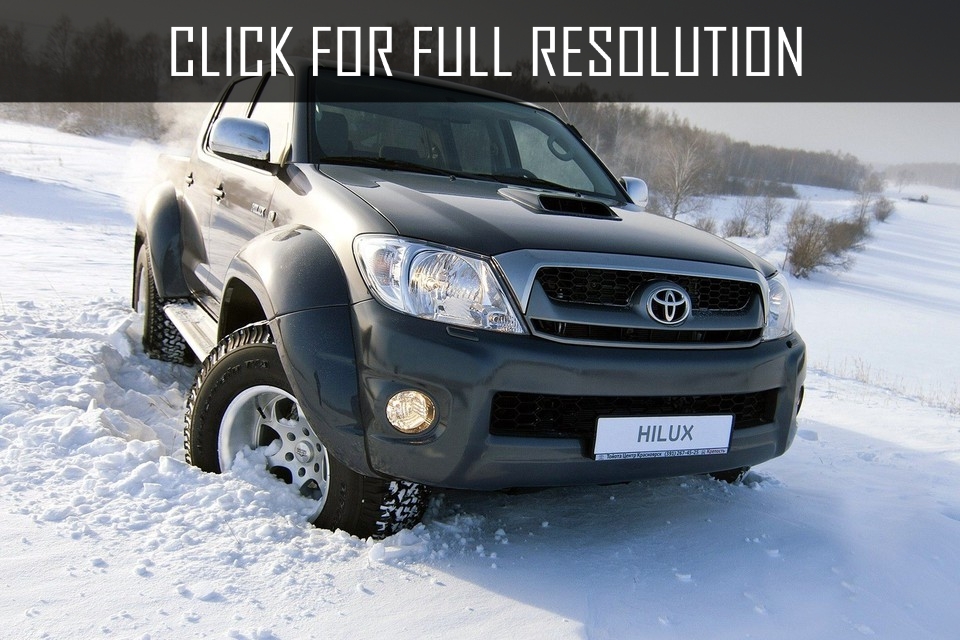 Toyota Hilux At