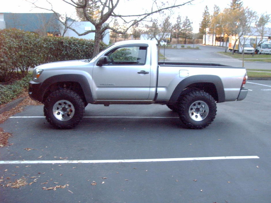 Toyota Tacoma Regular Cab 4x4