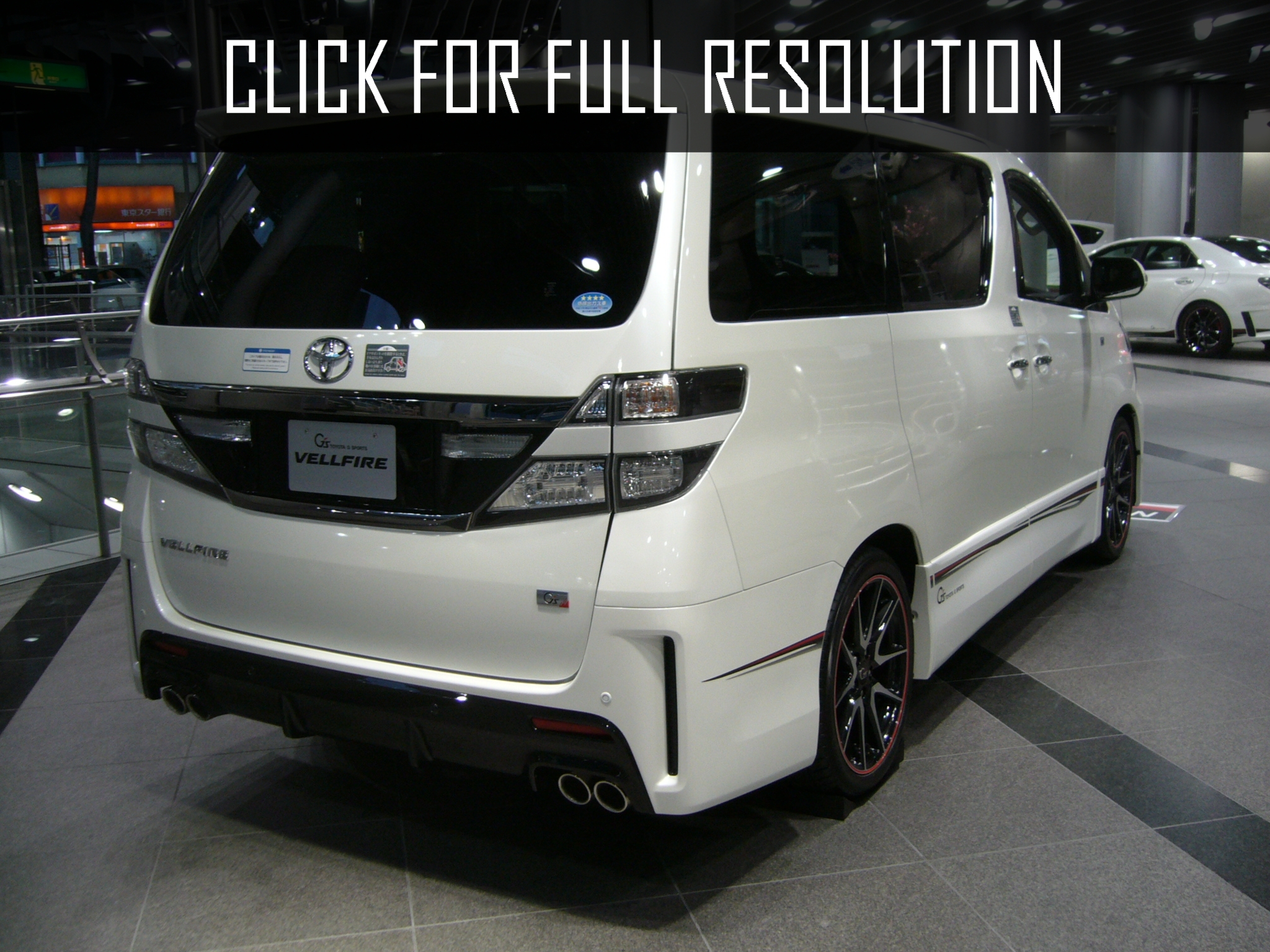 Toyota Vellfire 2013