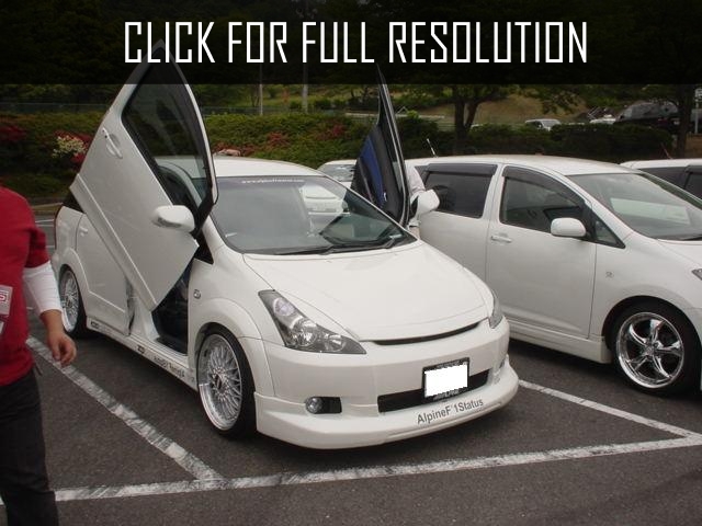 Toyota Wish Modified