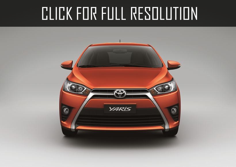 Toyota Yaris Le 2015