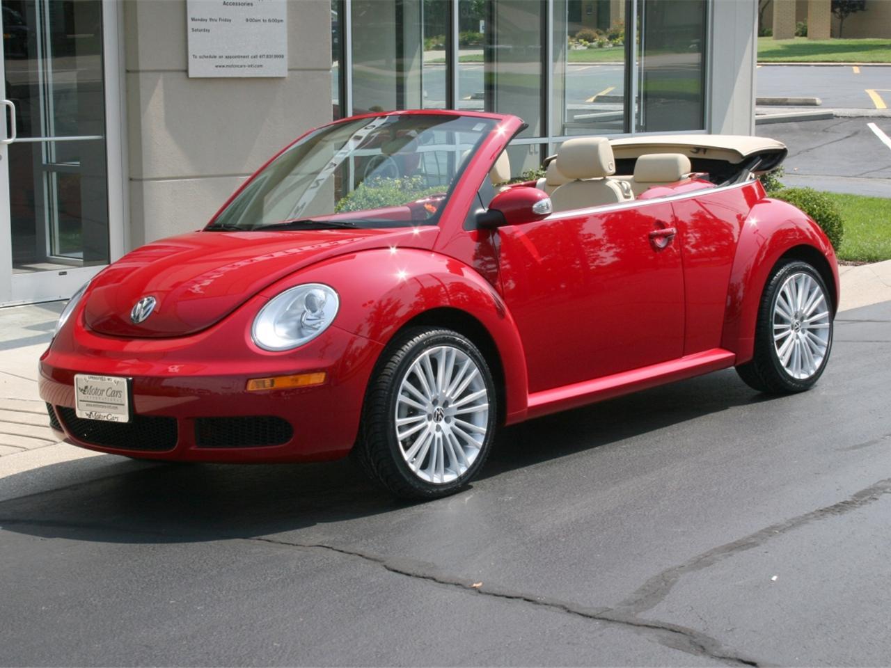 Volkswagen Beetle Red Convertible