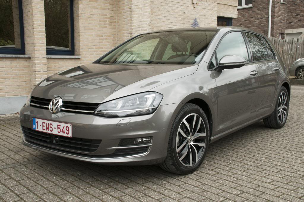 Volkswagen Golf Limestone Grey